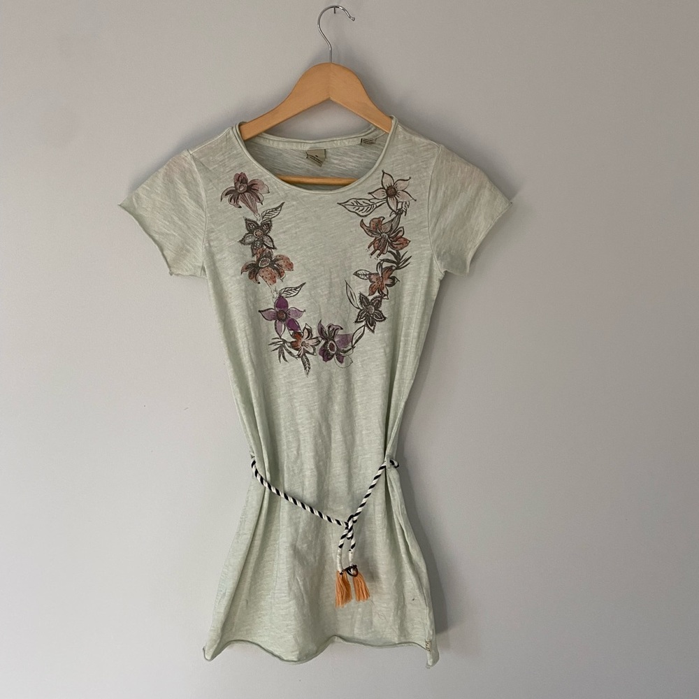Cover up girls size 12